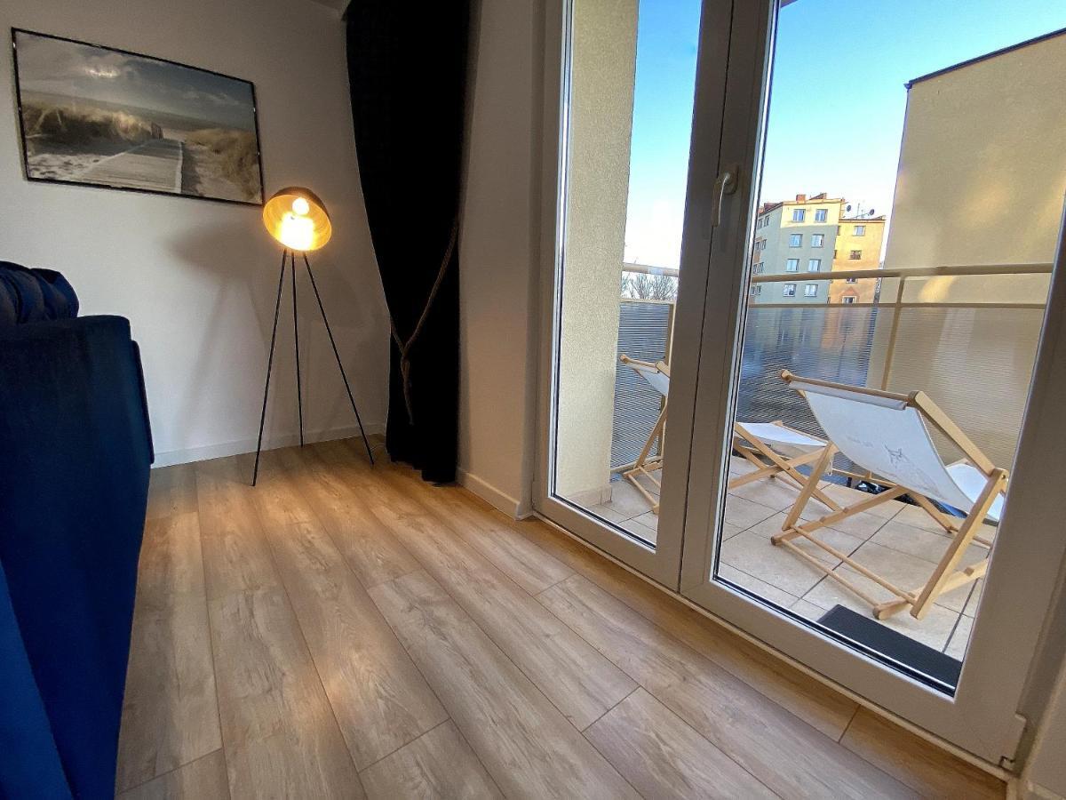 Marina Apartament Kamien Pomorski Exterior foto